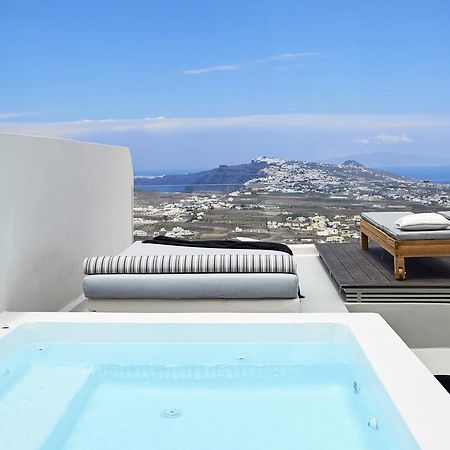 White & Co. La Torre Suites Pýrgos Buitenkant foto