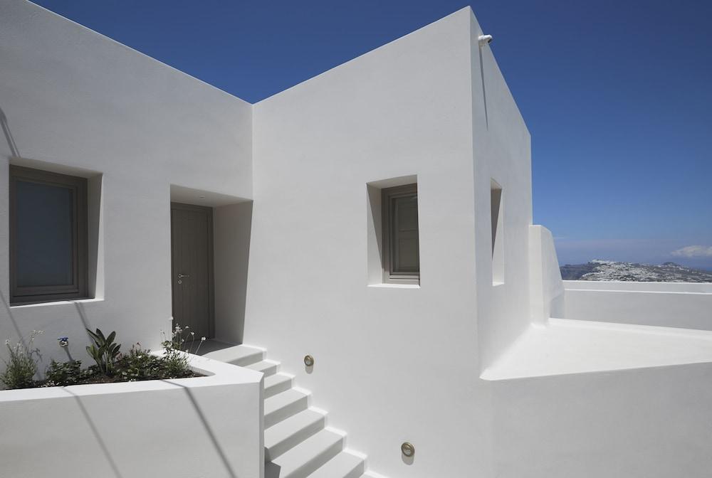 White & Co. La Torre Suites Pýrgos Buitenkant foto