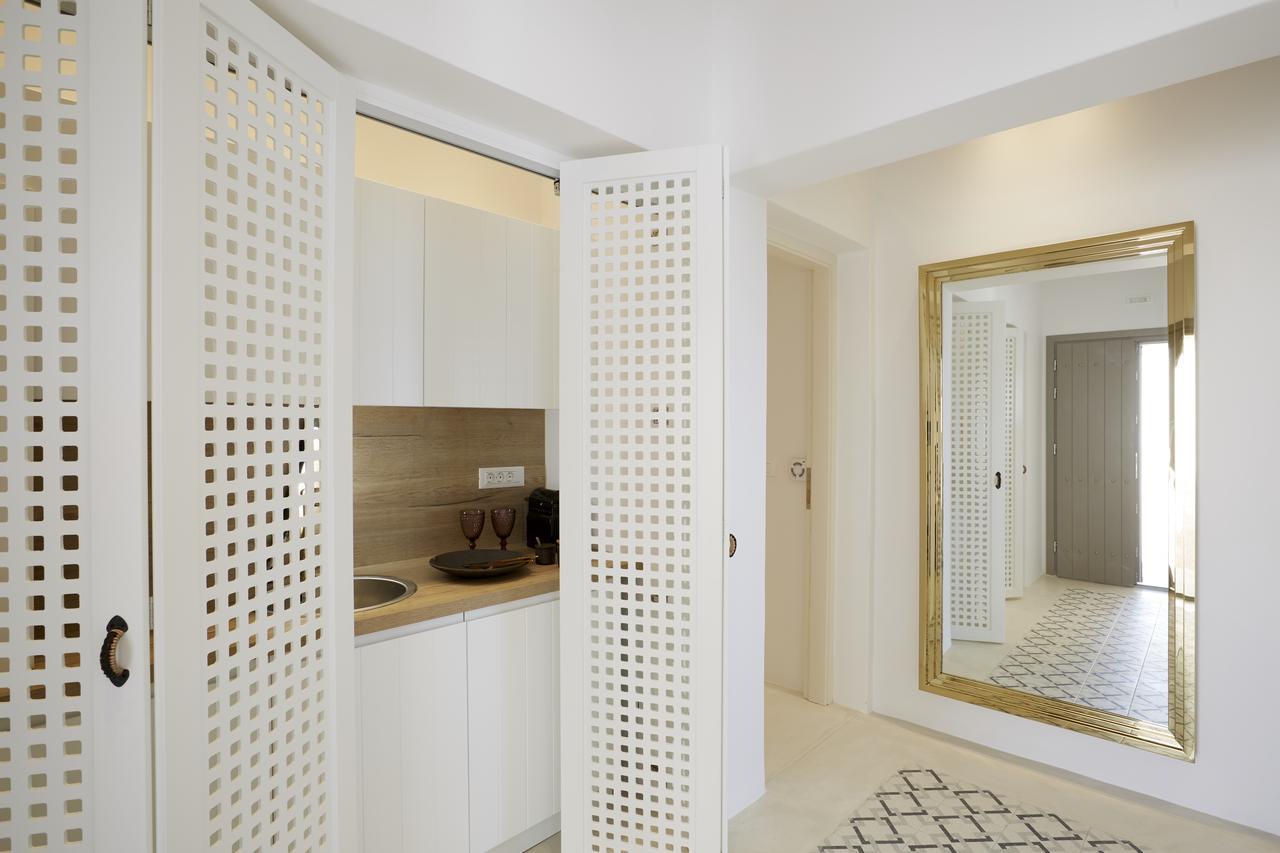 White & Co. La Torre Suites Pýrgos Kamer foto