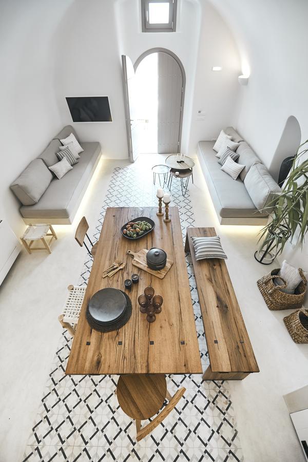 White & Co. La Torre Suites Pýrgos Buitenkant foto