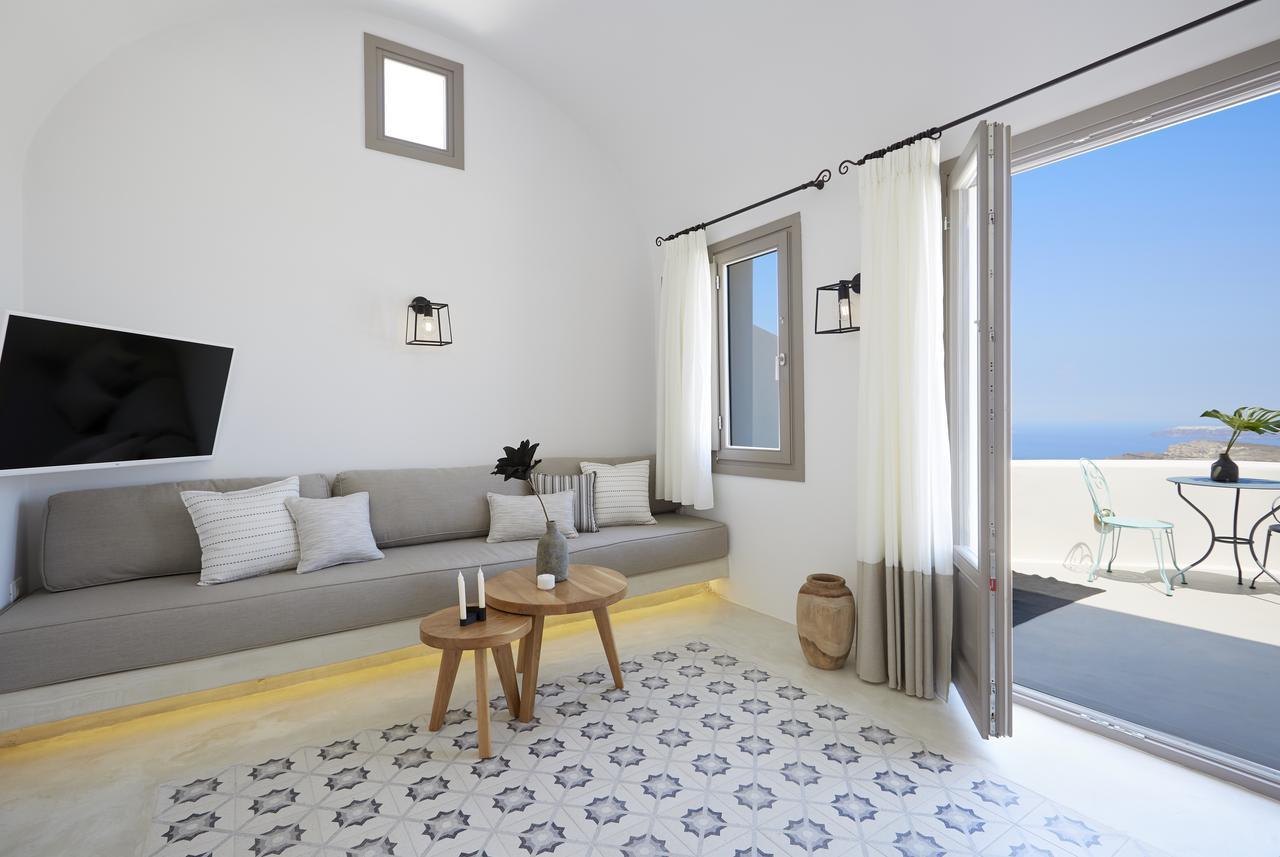 White & Co. La Torre Suites Pýrgos Buitenkant foto